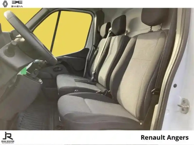 Renault Master fg f3500 l2h2 2.3 blue dci 110ch confort - 19090? ht — photo 3
