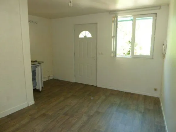 Studio 1 pièce 20 m²