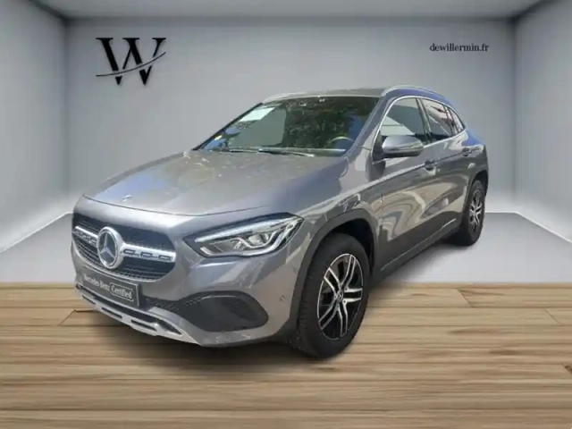 Mercedes Gla 200 d progressive line — photo 31