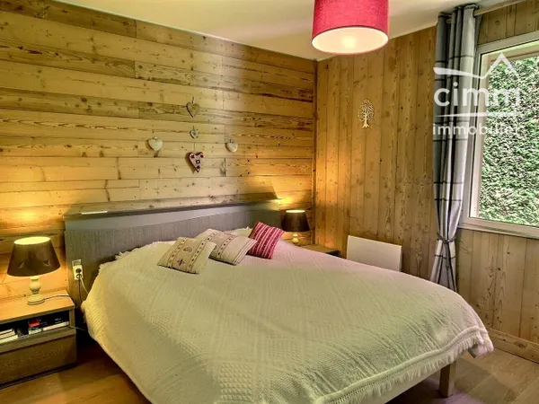 A VENDRE CHALET VUE MONTAGNES A RÉNOVER TANINGES (74440)