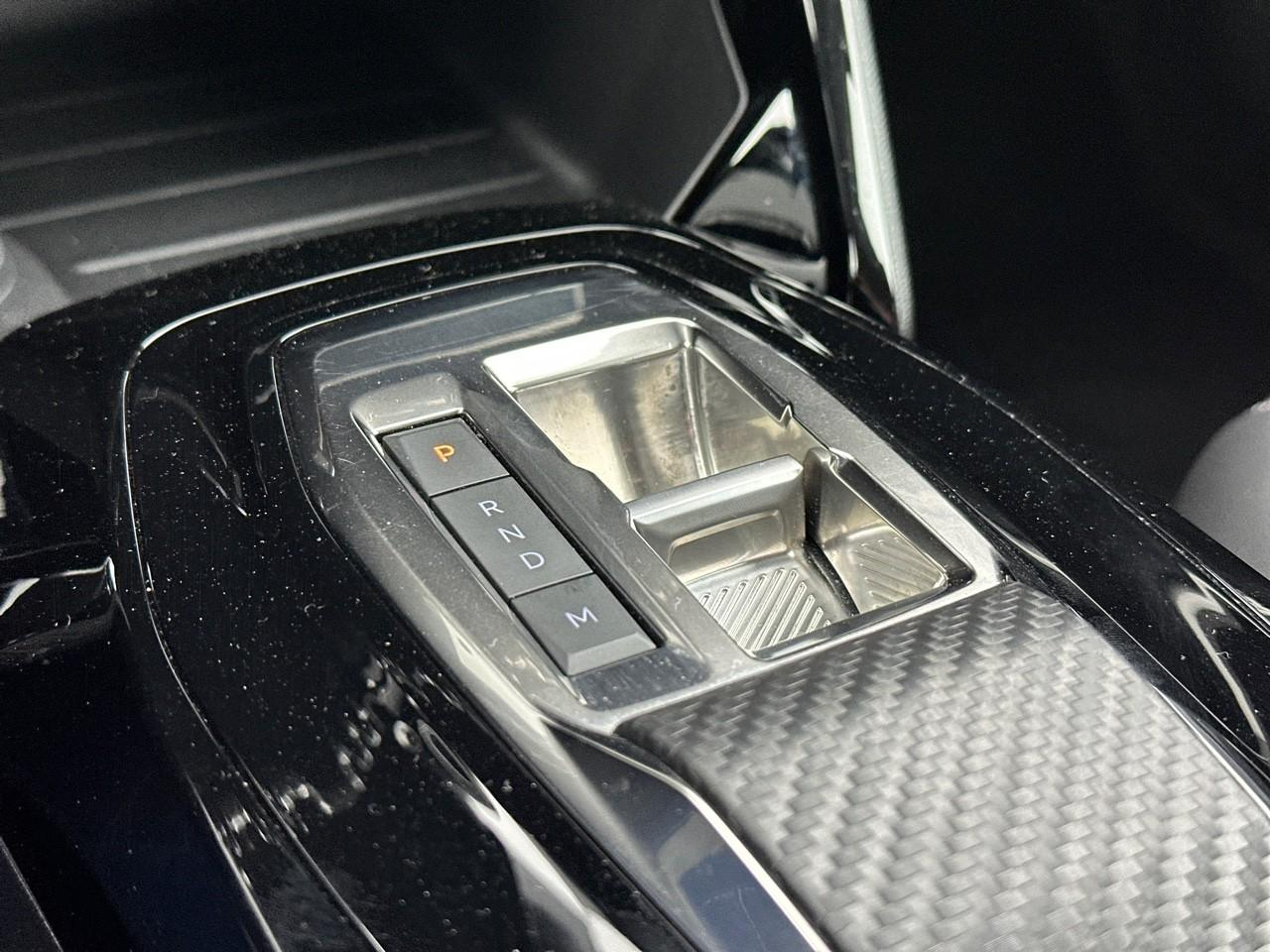 Peugeot 2008 puretech 130 s&s eat8 allure — photo 29