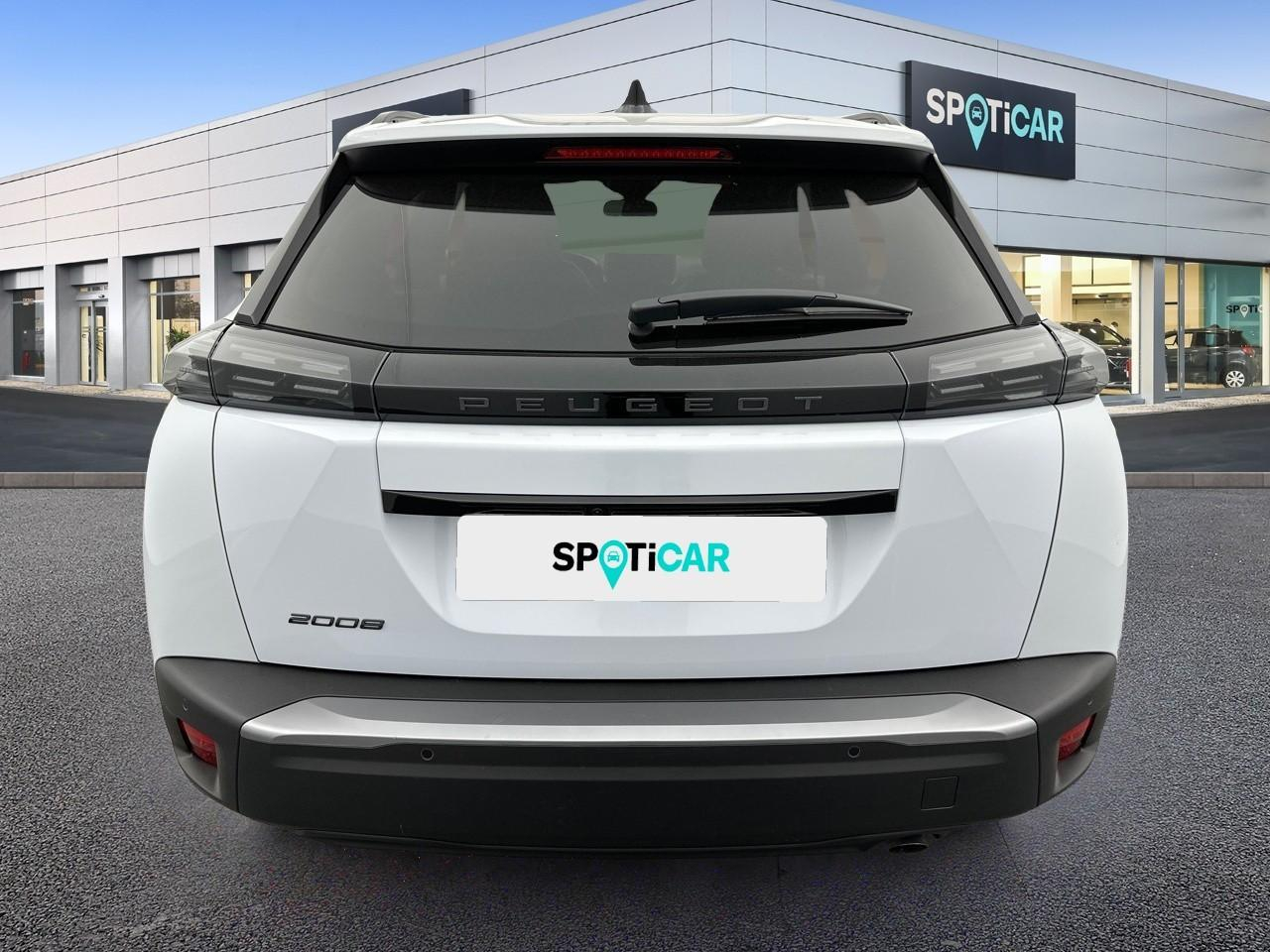 Peugeot 2008 100 s&s bvm6 allure — photo 5
