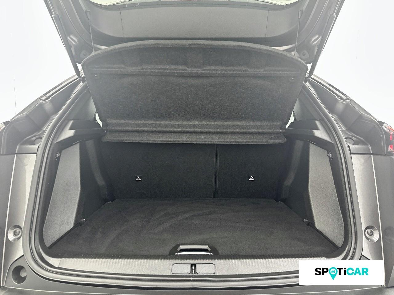 Peugeot 2008 1.2 puretech 130ch s&s style eat8 — photo 6