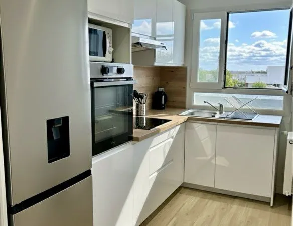 ✨ COLOCATION HAUT DE GAMME - Appartement Neuf avec Balcon à Évry ✨