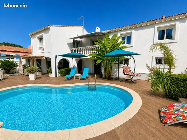 Maison 6 pièces - 188 m² - 4 chambres sur la commune du Cailar - 20 Km de la mer en petite camargue