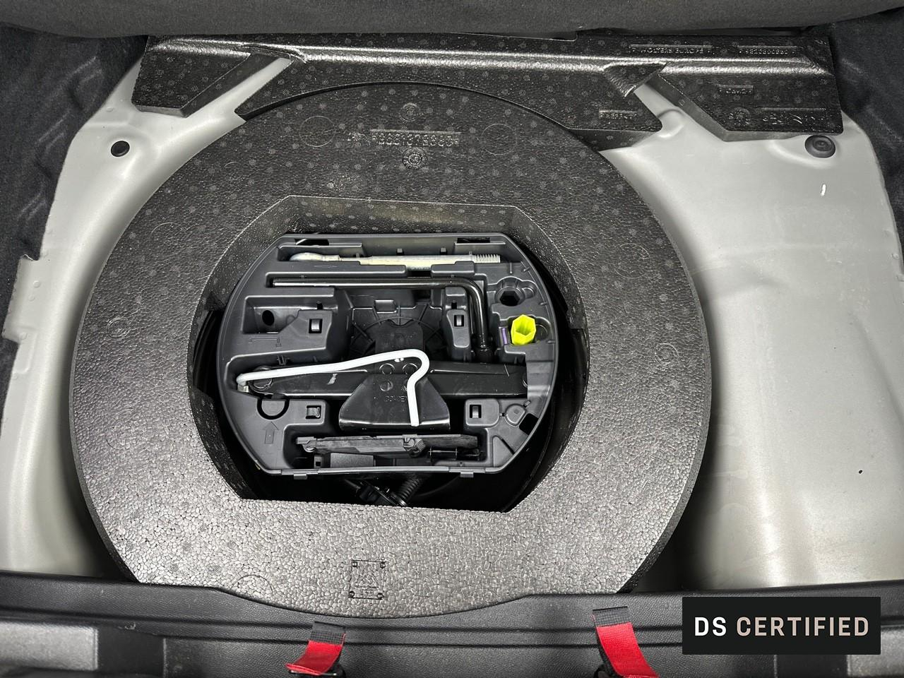 Ds Ds 3 crossback puretech 130 eat8 performance line+ — photo 35
