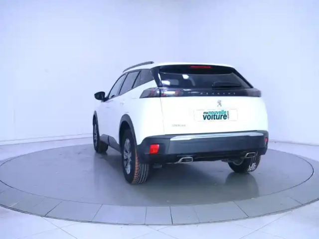Peugeot 2008 puretech 130 s&amp;s bvm6 — photo 7