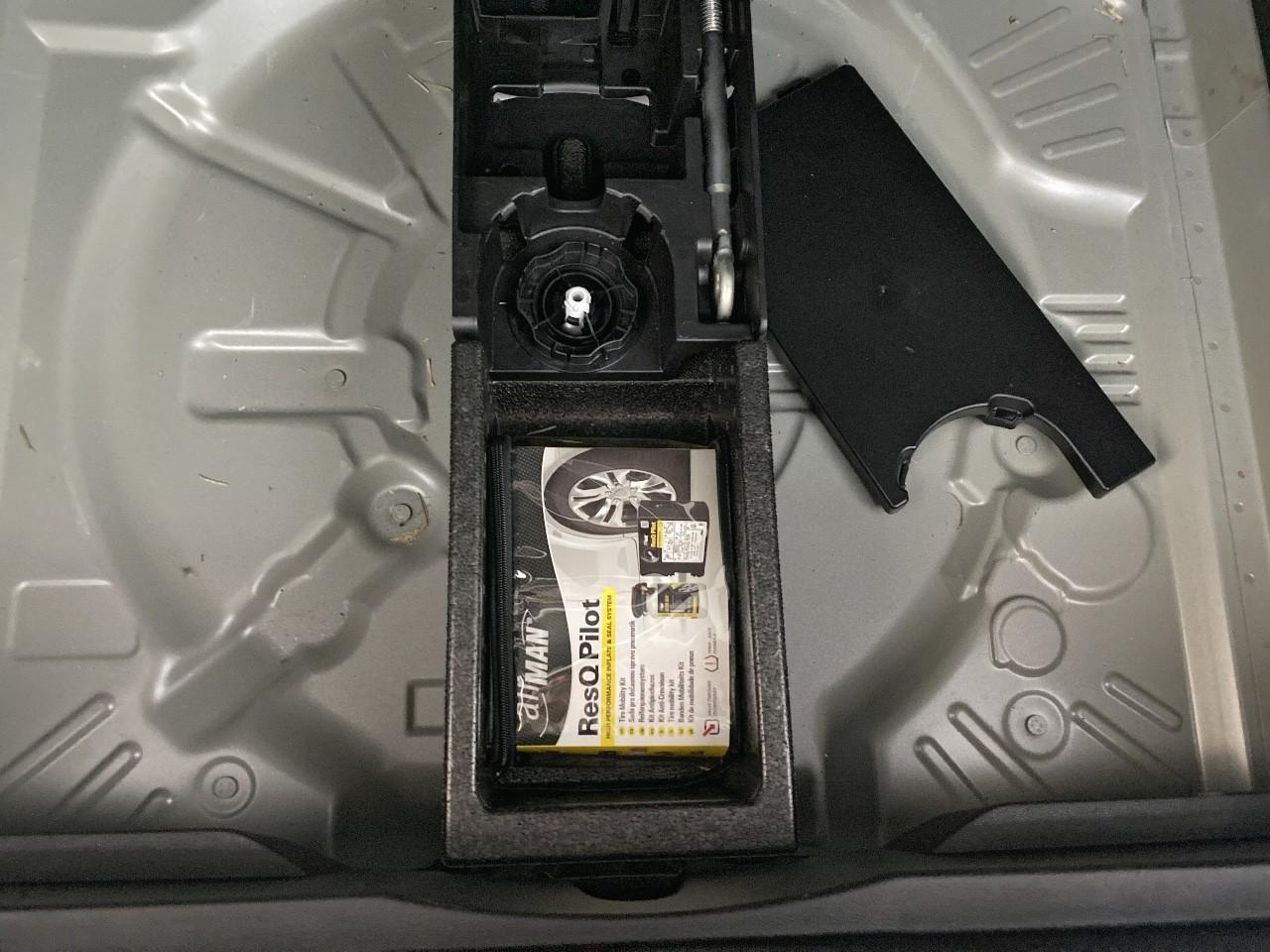 Opel Grandland 1.2 turbo 130 ch bva8 gs light — photo 16