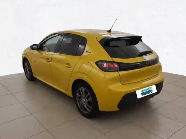 Peugeot 208 puretech 75 s&amp;s bvm5 — photo 7