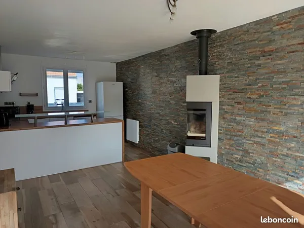 Location meublée - Maison 4 pièces 100 m²