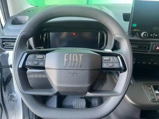 Fiat Doblo fg xl diesel 130ch automatique pack premium connect — photo 15