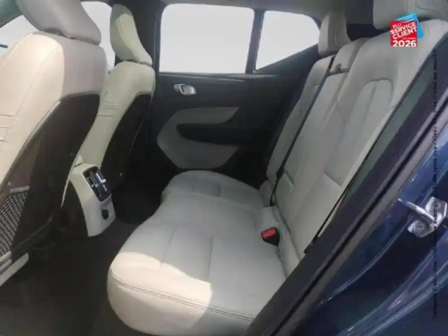 Volvo Xc40 t4 recharge 129 + 82ch inscription luxe dct 7 — photo 11