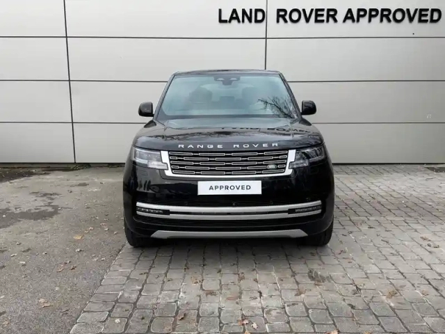 Land Rover Range Rover swb p460e phev awd — photo 9