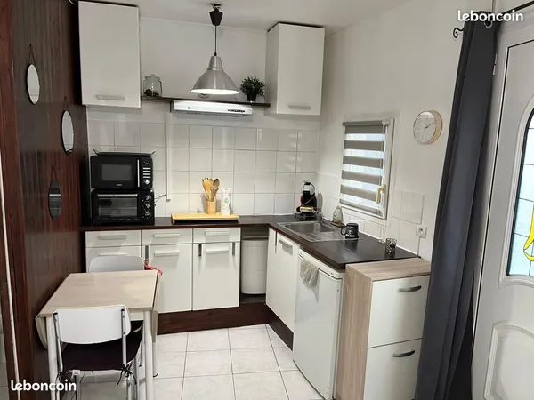 Charmant studio donnant sur cour, au calme 🏡
