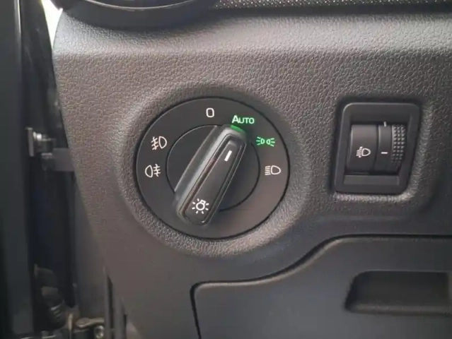Skoda Fabia 1.0 tsi 95 ch evo 2 bvm5 selection — photo 16