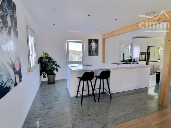 Maison individuelle rénovée de 125 m² – 4 chambres – Terrain de 1 008 m² – PETITE ROSSELLE