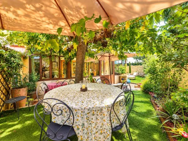 Maison 5 pièces 146 m²