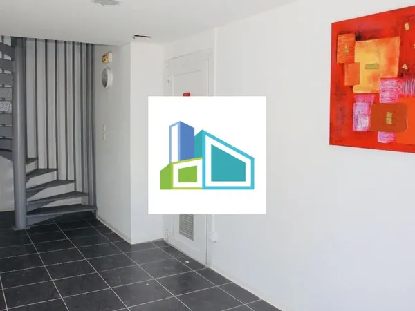Bureaux 131 m² Gémenos