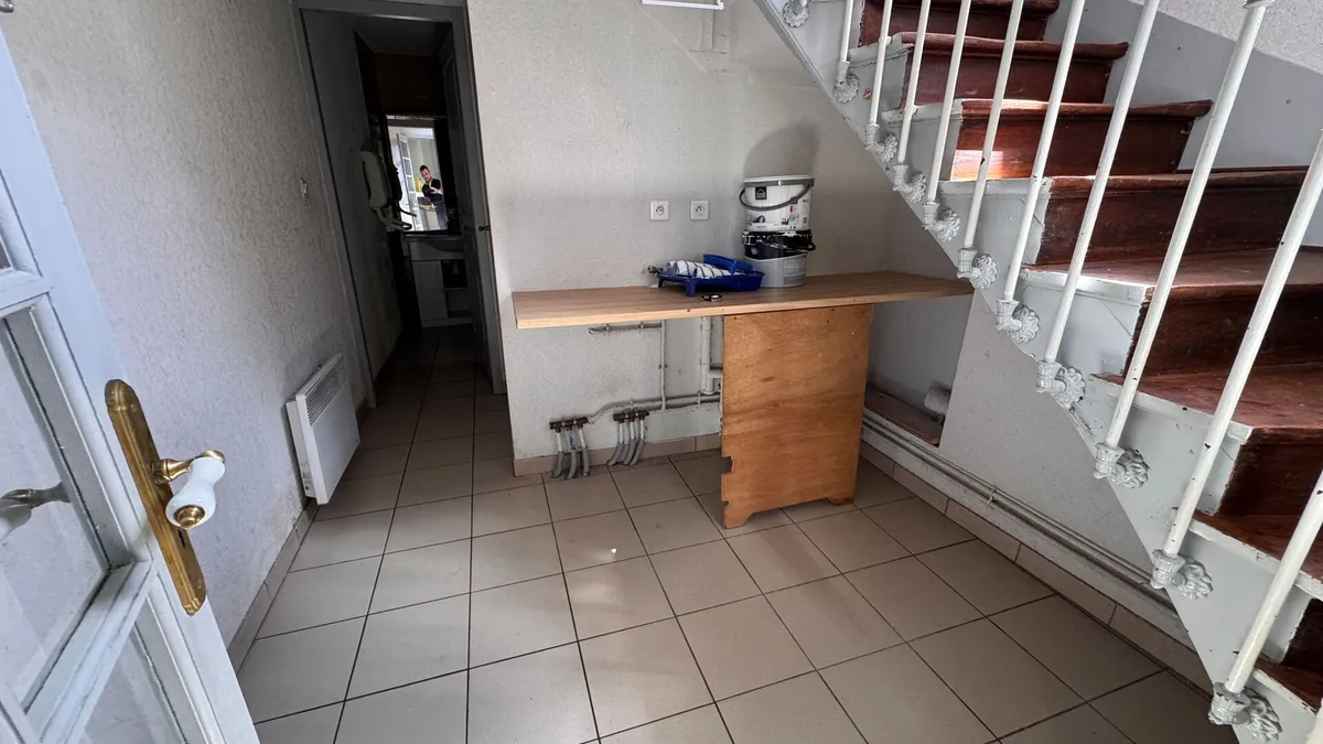 Photo 3