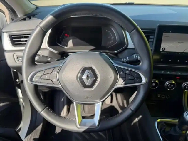 Renault Captur 1.3 tce 130 intens — photo 17