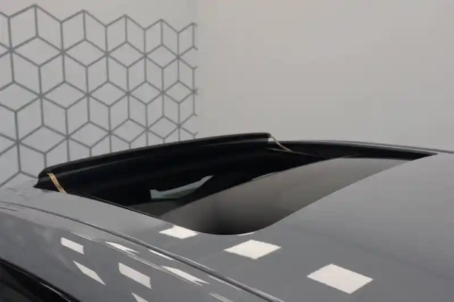 Bmw I4 edrive40 — photo 19