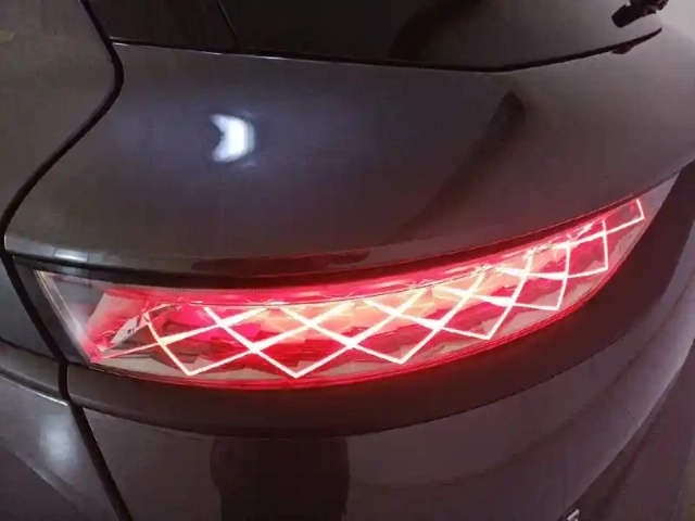 Ds Ds 7 ds7 crossback hybride e-tense 225 eat8 — photo 17