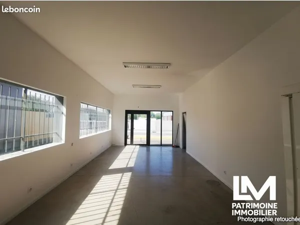 Local 70 m² Saint-Thibéry
