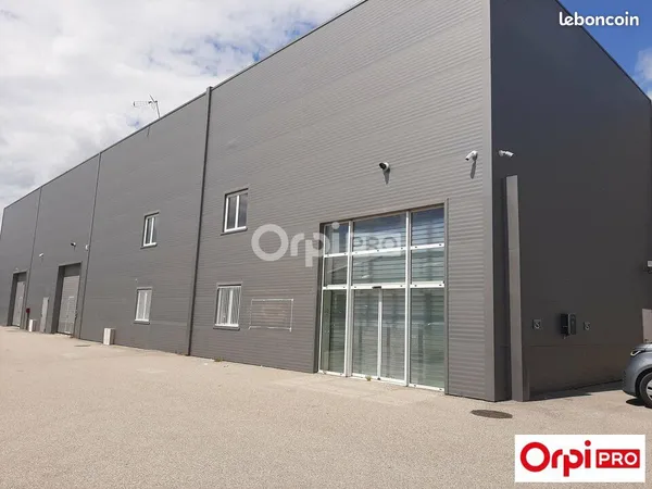 Local d'activité 1 224 m²