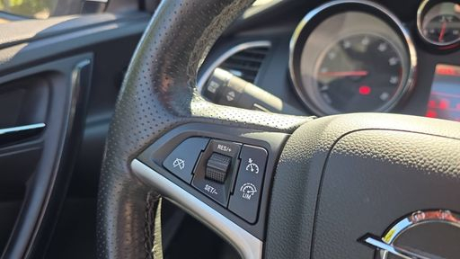Opel Cascada 1.6 Turbo 170 BVA6 - Cosmo – 2016 – 123412 km – Essence – Boîte Automatique — photo 25