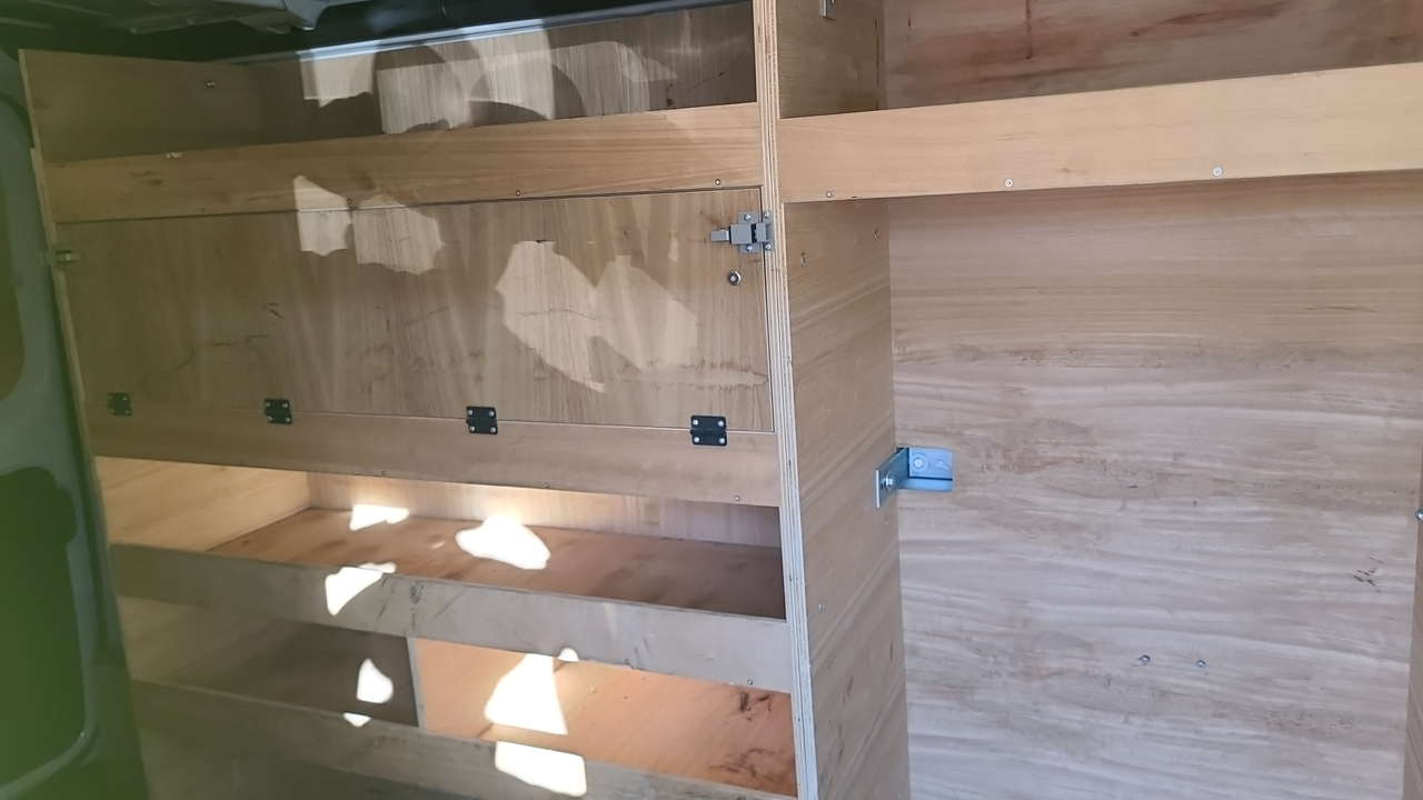 Renault TRAFIC FGN L1H1 1200 KG DCI 120 — photo 24