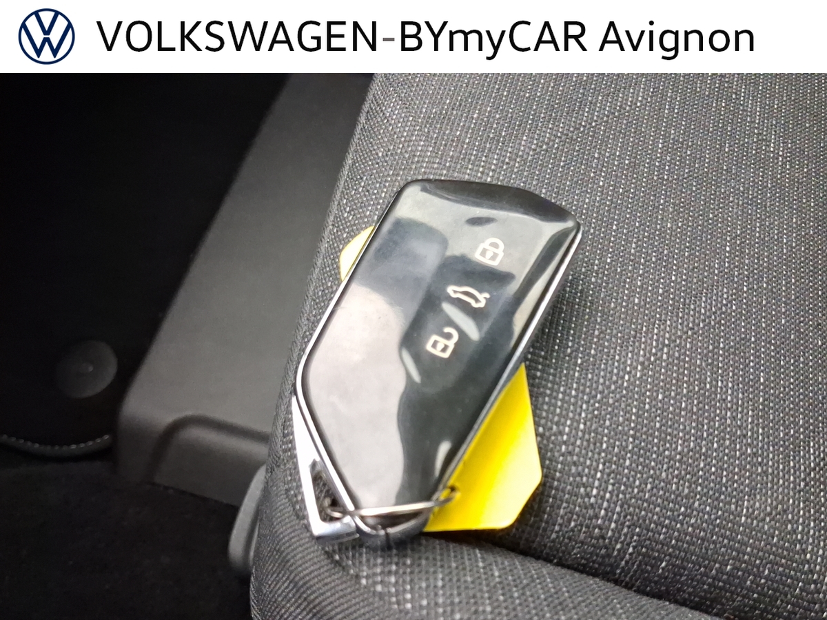 Volkswagen Golf 1.0 eTSI OPF 110 DSG7 — photo 33