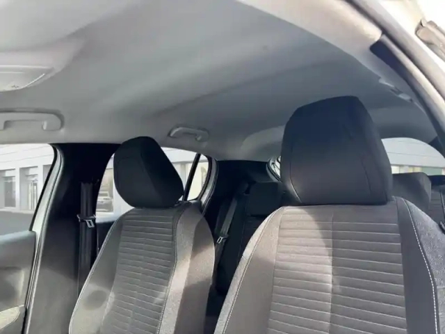 Peugeot 208 puretech 75 s&amp;s bvm5 style — photo 23