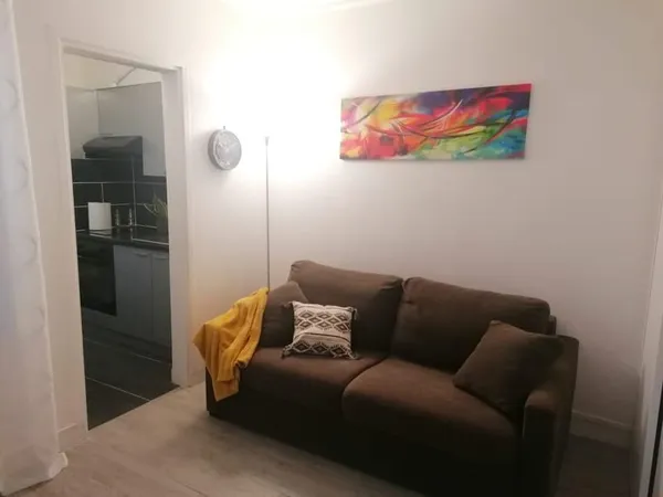 Studio 18m2 meubl lumineux Levallois-Perret