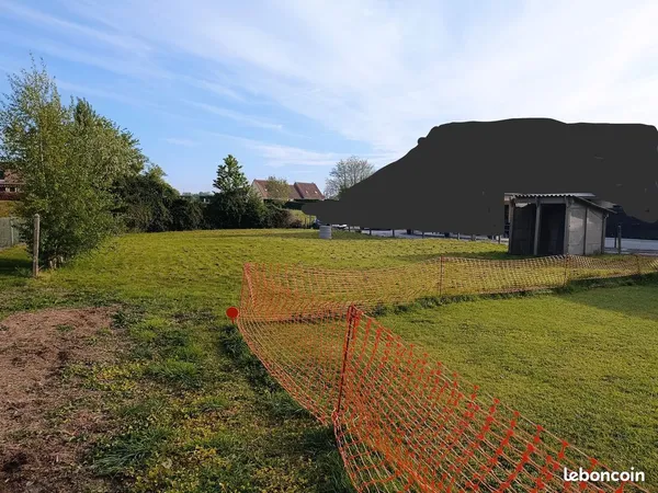 Terrain à bâtir 811m²
