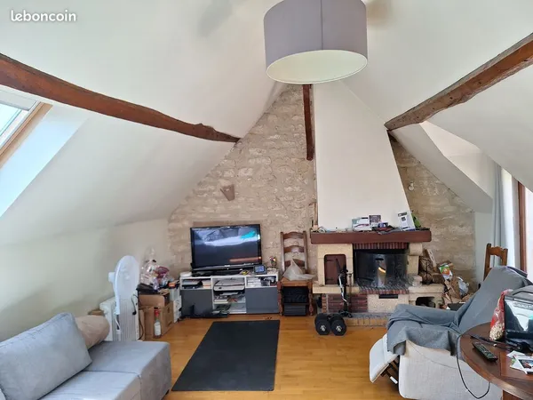 Appartement calme proche du Port Cergy