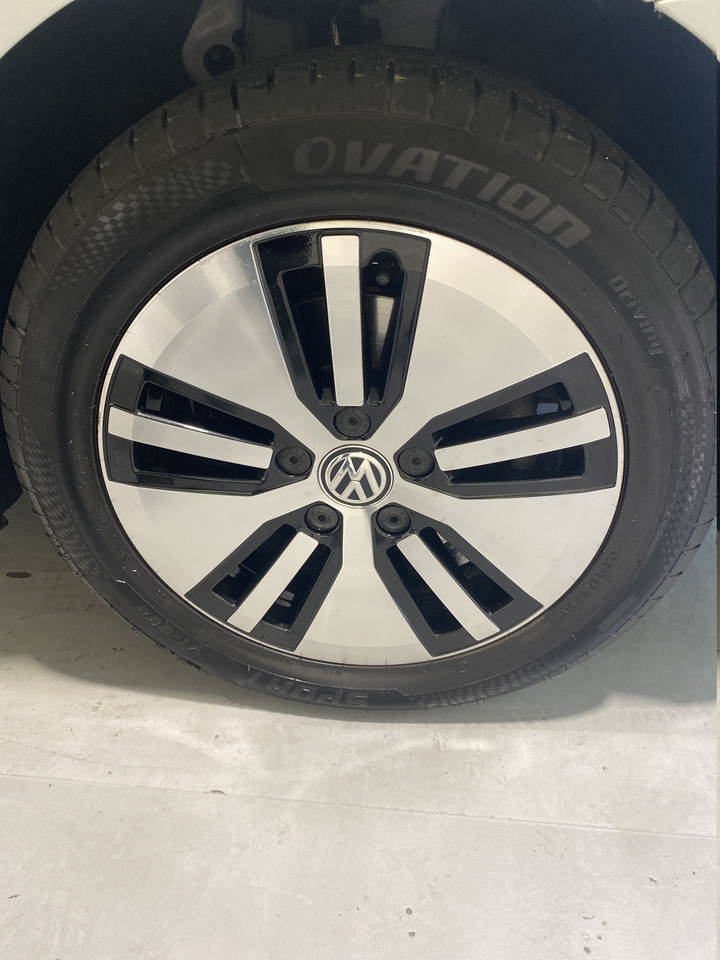 Volkswagen Golf 7 — photo 44