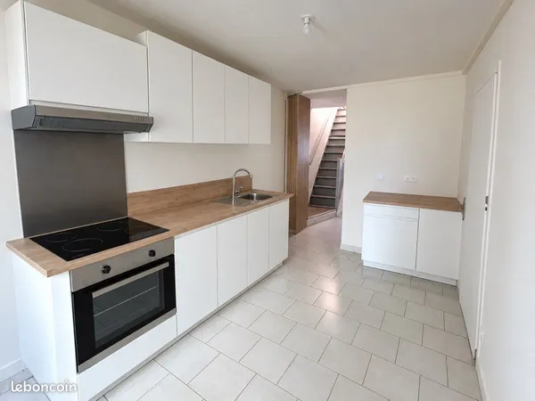 Vends maison rénovée 60m2 centre-ville Bruay