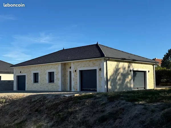 Pavillon de plein pied neuf Premilhat proche étang de sault