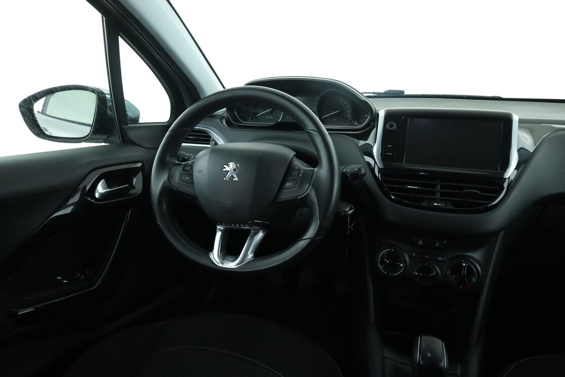 Peugeot 208 1.2 PureTech Style — photo 12