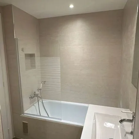 T2 MEUBLÉ RÉNOVÉ - 38 m2 - 2 BALCONS-PARKING
