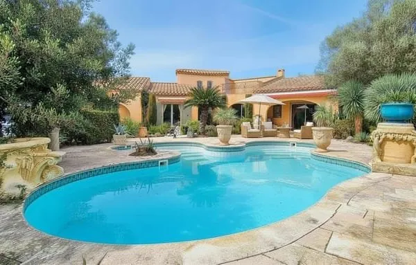 Maison et villa de prestige Vente Saint-Cyprien 7p 207m² 929000€