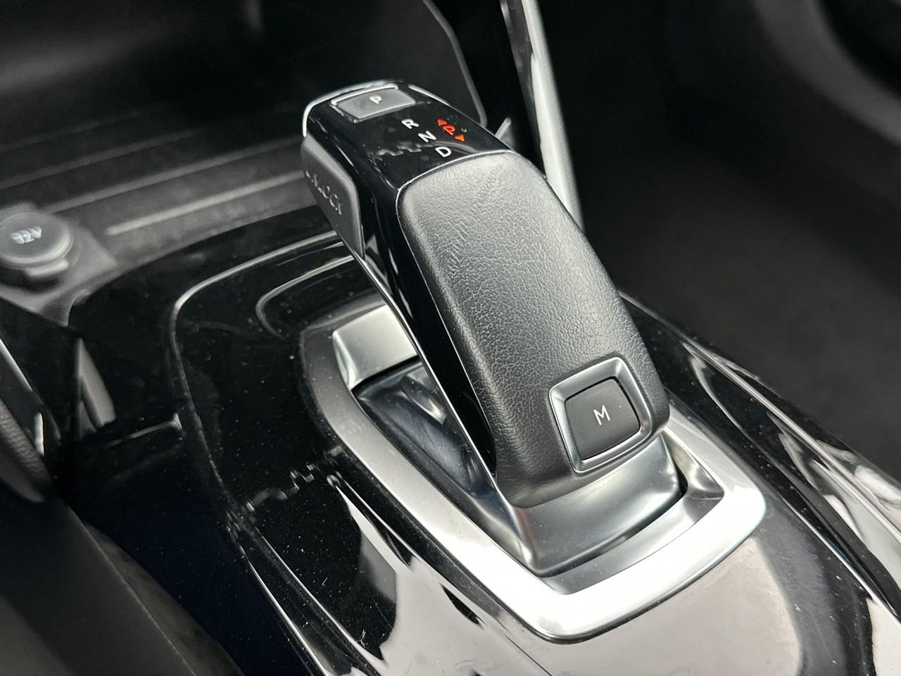 Peugeot 2008 bluehdi 130 s&s eat8 allure pack — photo 31
