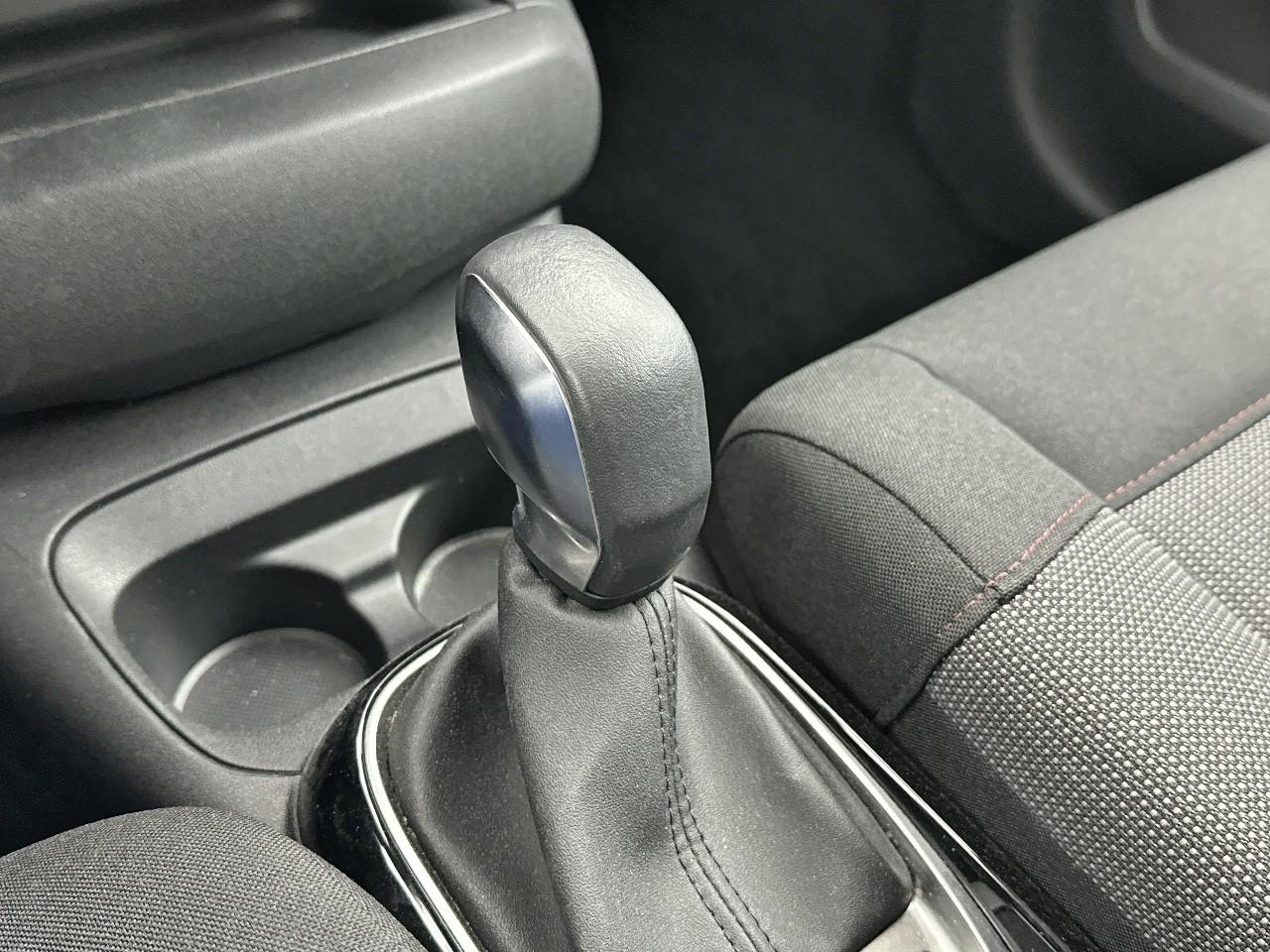 Citroën C4 Cactus puretech 130 s&s eat6 shine — photo 27