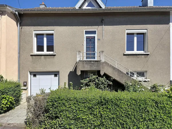 Maison accolée 4 chambres 90 m2 terrain 360 m2