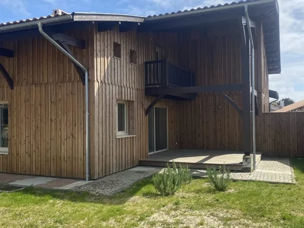 Maison 4 chambres avec jardin privatif