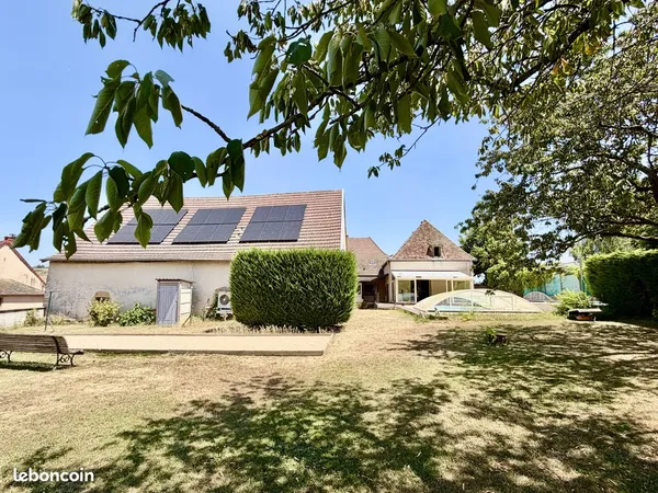Propriété 7 pièces 246 m²