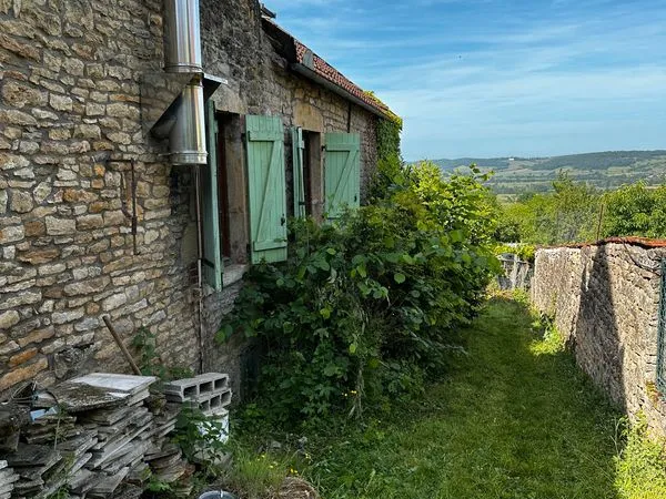 Maison en pierre 140 m² avec vue imprenable - Proche gares (TGV 15 min / TER 5 min)