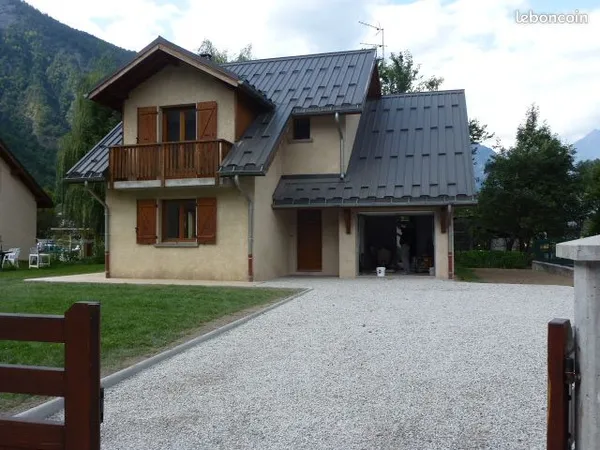 Maison a louer bourg d'oisans