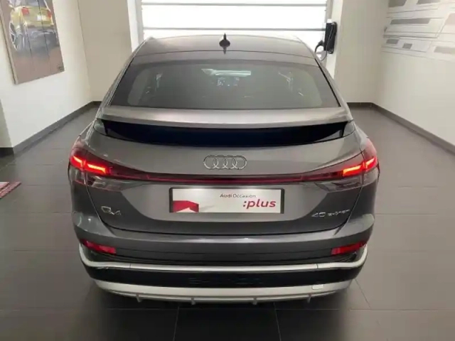 Audi Q4 E-Tron q4 sportback e-tron 40 e-tron 204ch s line — photo 6