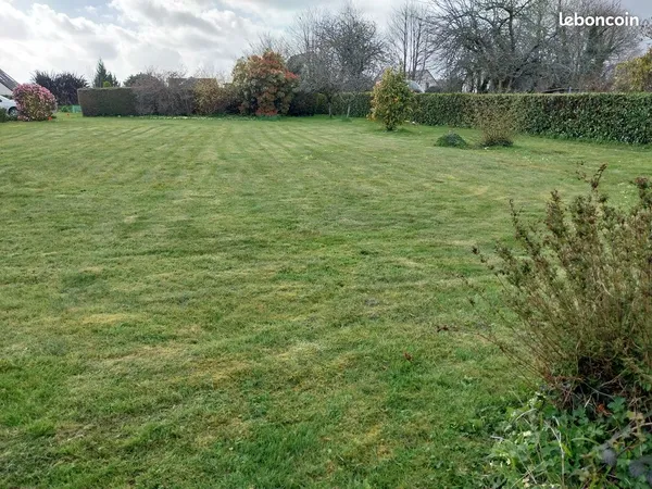 Terrain constructible - 857m²